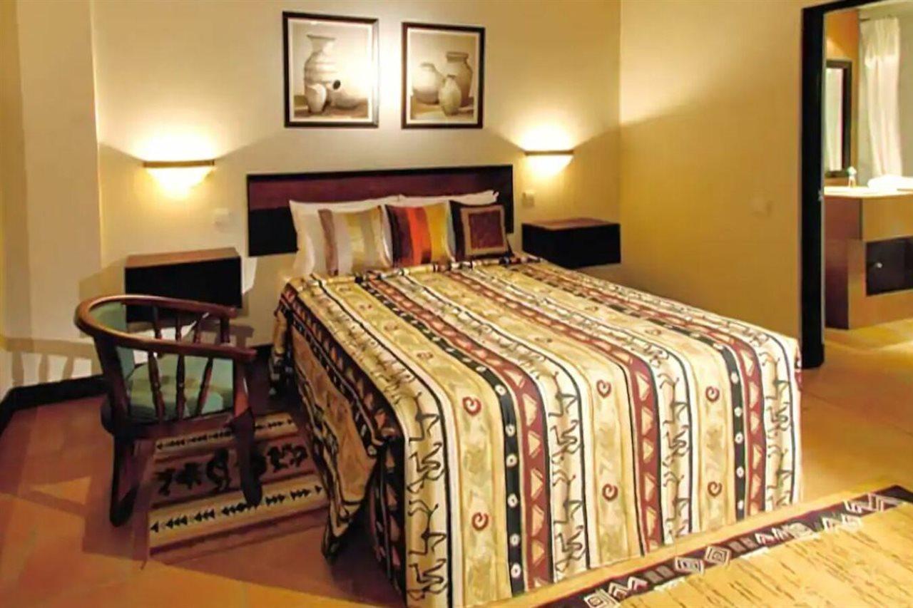Blue Pearl Hotel & Apartments دار السلام المظهر الخارجي الصورة