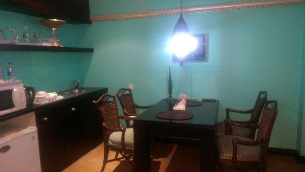 Blue Pearl Hotel & Apartments دار السلام المظهر الخارجي الصورة