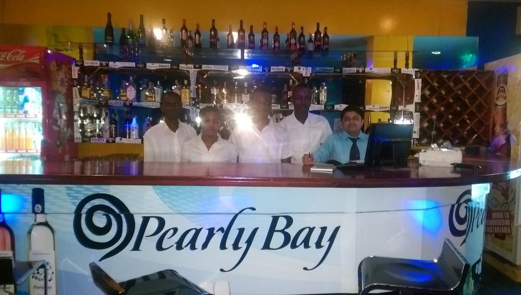 Blue Pearl Hotel & Apartments دار السلام المظهر الخارجي الصورة