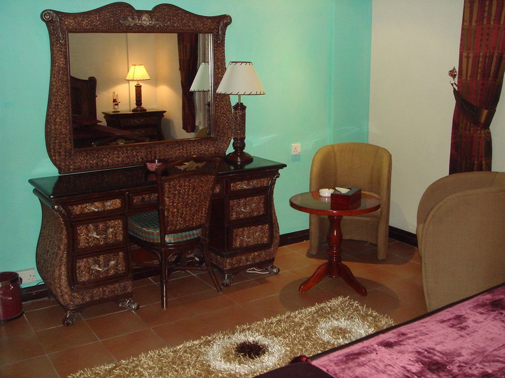 Blue Pearl Hotel & Apartments دار السلام المظهر الخارجي الصورة